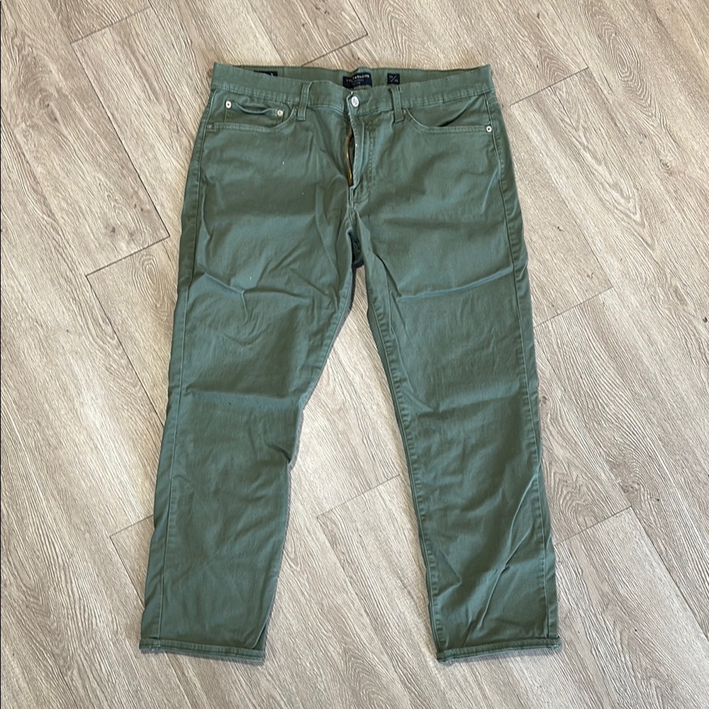 Green Casual Pants